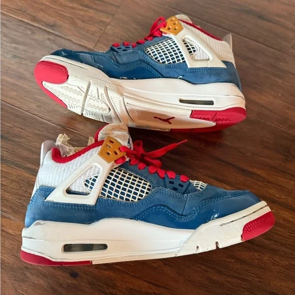 Jordan Air 4 Retro Little Kid “Messy Room” Blue, White and Red Size 4 - Picture 12 of 14